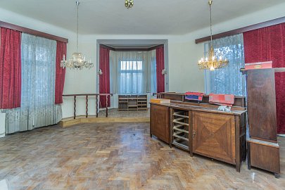 Prodej bytu 5+1 - 154 m² v Karlových Varech - ul. Bulharská